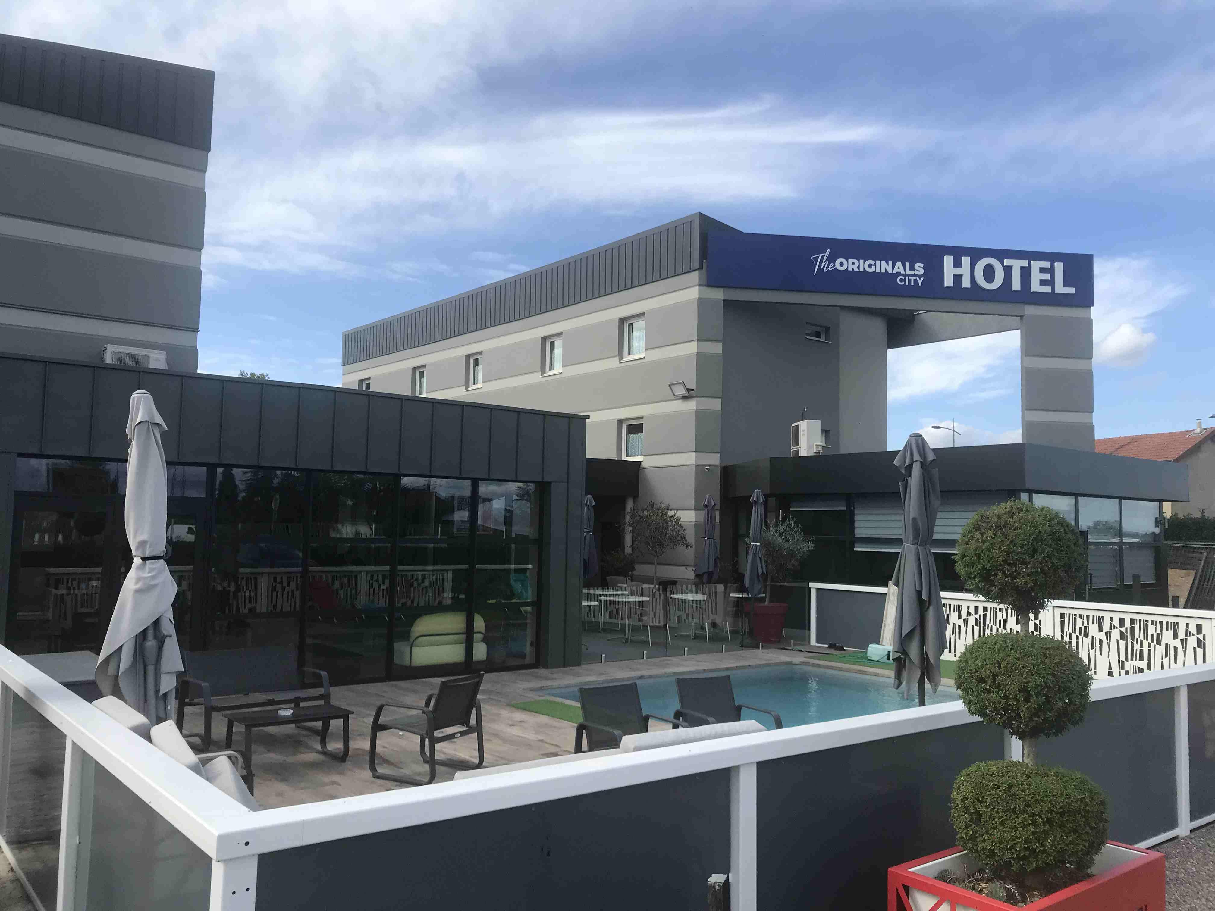 The Originals City, Hotel Helios, Roanne Nord Mably Exterior photo