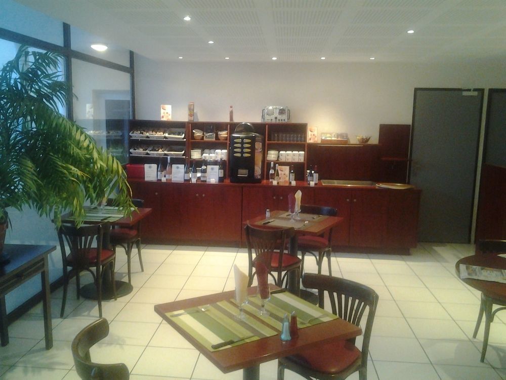 The Originals City, Hotel Helios, Roanne Nord Mably Exterior photo